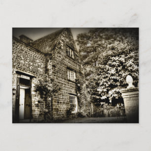 La tarjeta postal de la antigua casa de campo (B&W