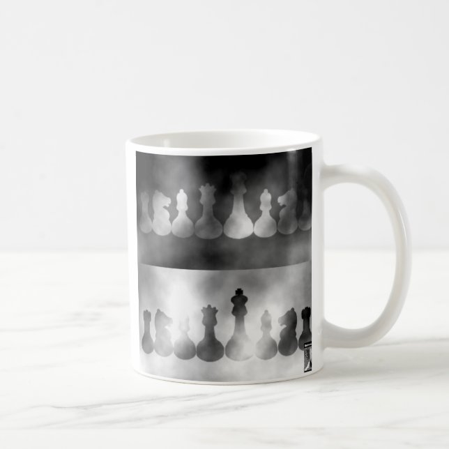 La taza de café más grande de la ilusión de la (Derecha)