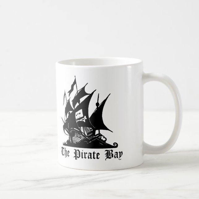 La taza de la bahía del pirata (Derecha)