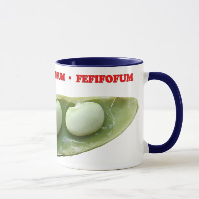 La taza de la haba del FEFIFO FUM del gigante (Derecha)