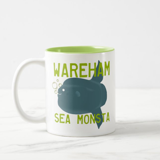 La taza de monstruo del mar de Wareham (Izquierda)
