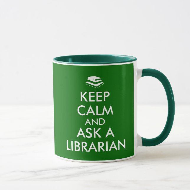 La taza del bibliotecario guarda calma para pedir (Derecha)
