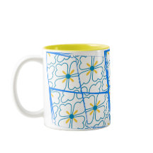 La taza del Dos-Tono añade un estallido del color