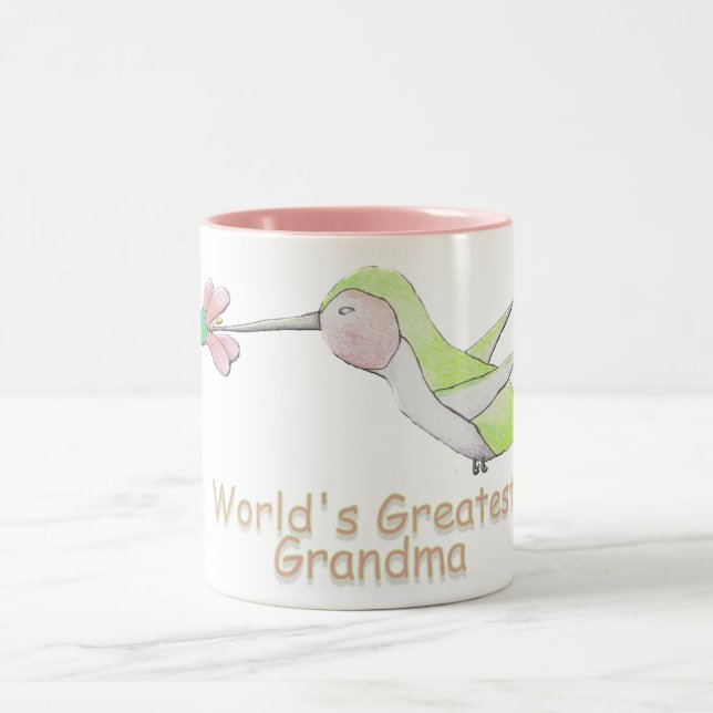 La taza más grande del colibrí de la abuela del (Centro)