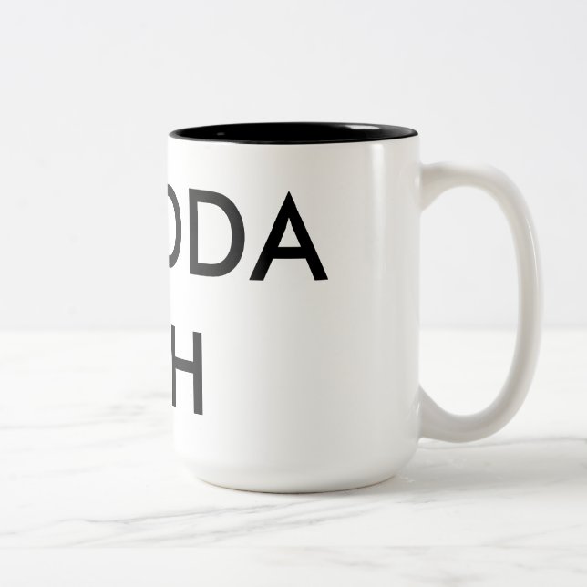 ¡La TAZA oficial del punto cero SHUDDA FUH! (Derecha)