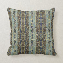 La tierra entona la almohada de tiro