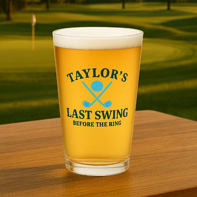 La Última Swing Antes Del Bachiller En Golf Ring (Last Swing Before The Ring Golf Bachelor Glass by Ricaso 

Groom to be and his crew glasses)