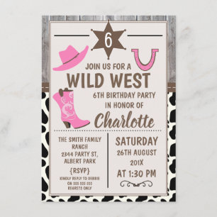La vaquera rosada patea la invitación del oeste