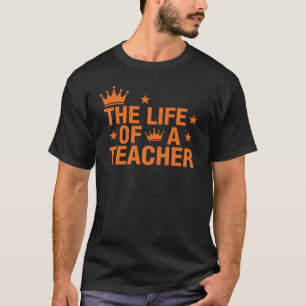 La vida de moda de una camiseta de un profesor de 