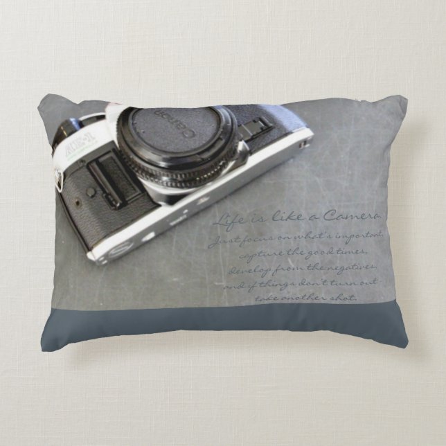 La vida es como una almohada de la cámara (Anverso)