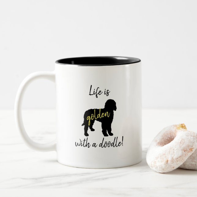 La vida es de oro con una taza de café del Doodle (Con donut)