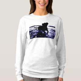 Laboratorio del negro de la camisa de manga larga