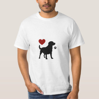 Labrador adora camiseta de silueta de amor