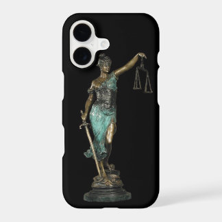 Lady Justice sobre el terciopelo negro