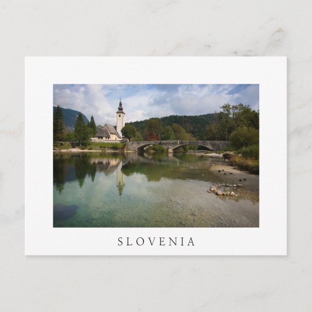 Lago Bohinj con iglesia con postal blanca de Eslov (Anverso)