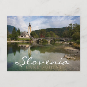 Lago Bohinj con iglesia, tarjeta de texto doble de