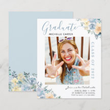 Anuncio de graduación de foto floral azul polvorie