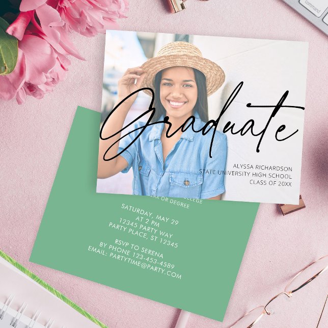 Lámina Budget Chic Script H Photo Graduation Party Green (Subido por el creador)