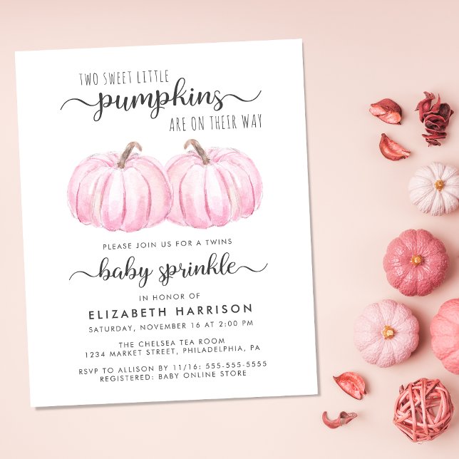 Lámina Chicas gemelos Pink Bebé Espolvorear invitación (Celebrate the upcoming arrival of your autumn twin baby girls with a pumpkin-themed baby sprinkle)