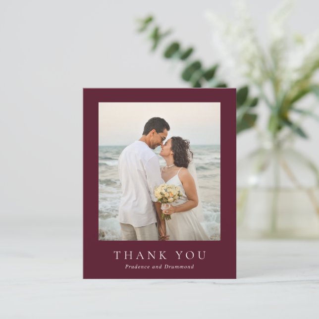 Lámina Deep Burgundy Budget Wedding Thank You Card (Anverso de pie)