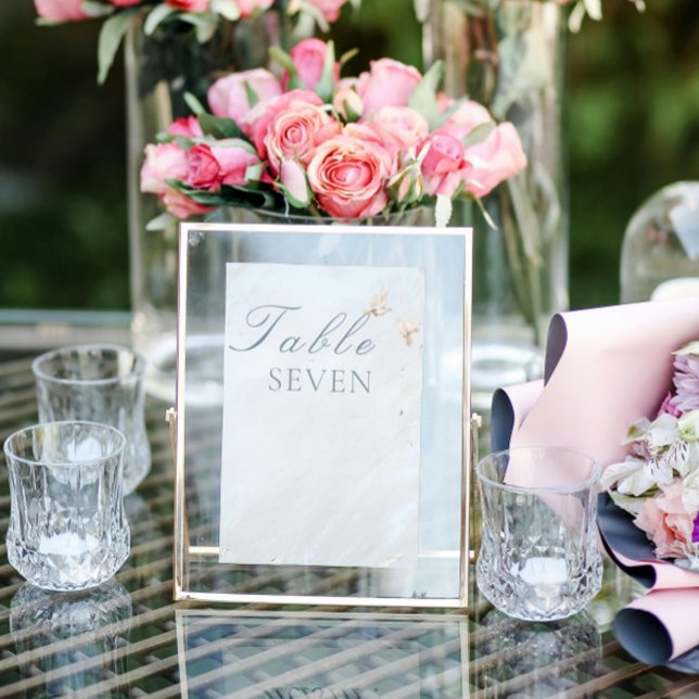 Lámina Elegante número de mesa de palomas blancas de boda (Subido por el creador)