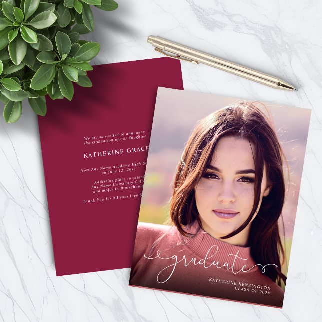 Lámina Foto de guión de presupuesto Graduación de marrón  (BUDGET Script Photo Burgundy Maroon Graduation Invitation Announcement)