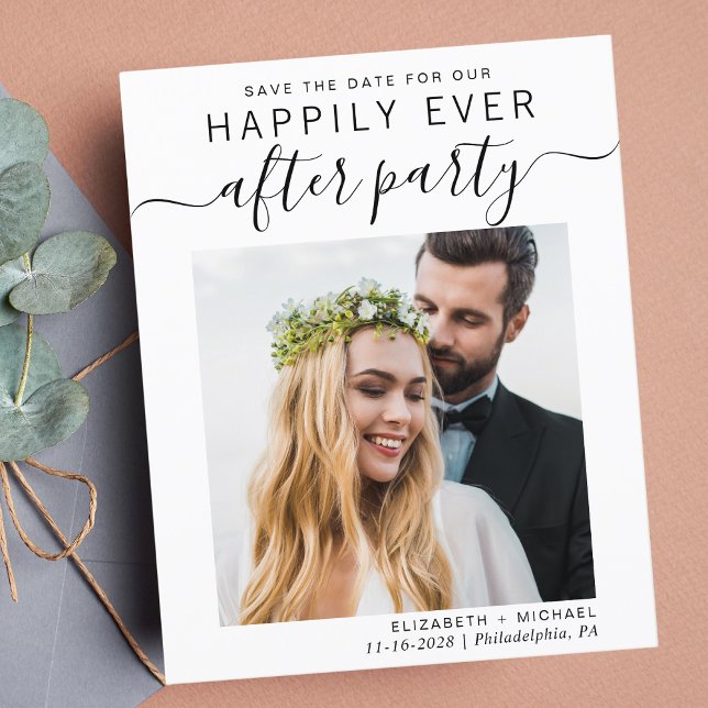 Lámina Foto De Recepción De Boda Código QR Guardar La Fec (A stylish save the date announcement for a reception to celebrate your elopement or private wedding)