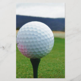 Lámina Golf Ball en un campo de golf de montaña