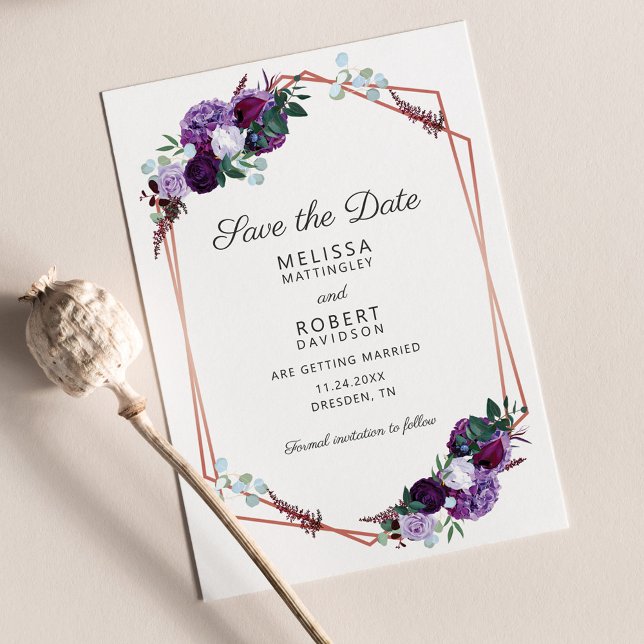 Lámina Guión geométrico morado floral Guardar la fecha (Purple Floral Geometric Wedding Save the Date Announcement)