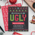 Lámina Invitación a Chalkboard de Navidades de suéter feo<br><div class="desc">Celebra la temporada de fiestas de vacaciones con "estilo" con tu suéter de Navidades más feo y cursi! Árboles, renos, ornamentos, árboles suaves y juguetones con tipografía de "suéter" en rojo, verde y azul acuático, superponen el fondo de un pizarrón. En la parte trasera hay un decorado de azulejos blancos...</div>