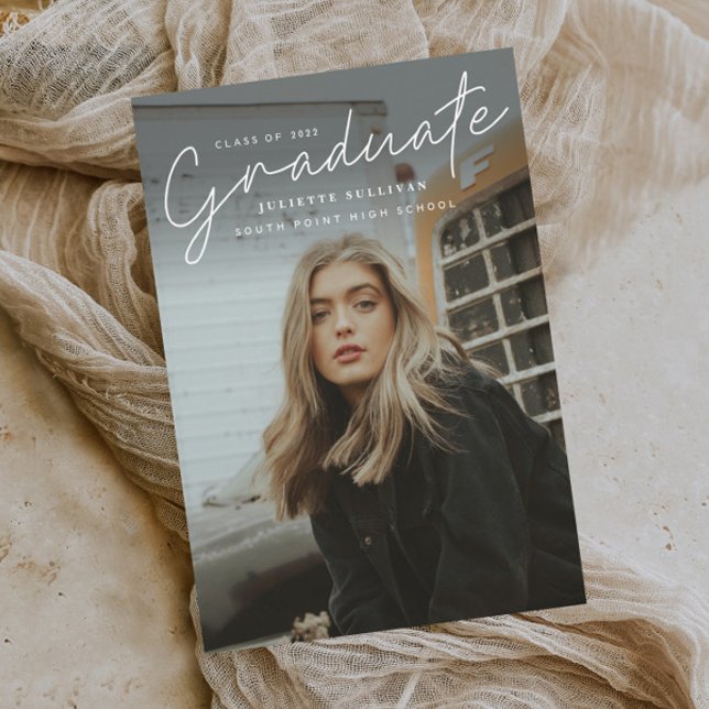 Lámina Invitación a graduación de fotos simple con guión  (Subido por el creador)