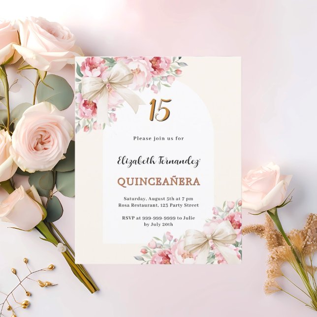 Lámina Invitación a Quinceanera con arco floral rosado de (Subido por el creador)
