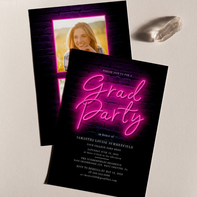 Lámina Invitación al Partido de Graduación de Fotografías (Graduation Script Neon Pink Grad Photos Grad Party Invitation)