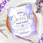 Lámina Invitación de 16 Plata a la color de agua púrpura<br><div class="desc">"Feliz dulce 16". Envíe esta impresionante, brillante, alegre, festiva, moderna, personalizada, personalizado de presupuesto para una fiesta que recordar. El Relieve metalizado falso espumoso de plata y los pequeños puntos purpurinas de confeti y la escritura tipográfica superponen un suave fondo de color morado. Personalice el texto del personalizado con el...</div>