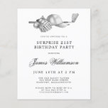 Lámina Invitación de cumpleaños 21ª al BUDGET Surprise Go<br><div class="desc">Elegante invitación de cumpleaños en blanco y negro para un golfista. La parte superior de la invitación está decorada con accesorios de golf: un club de golf, una pelota de golf, un gorra y guantes. La acuarela crea una estética tradicional y clásica. Perfecto para una fiesta de cumpleaños en el...</div>