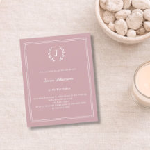 Invitación de cumpleaños con corona monograma rosa