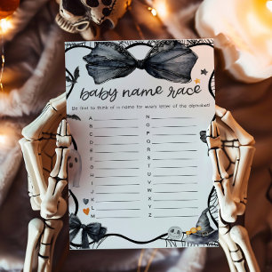 Lámina Juego de carrera de nombres de bebé Spooky Little