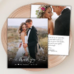 Lámina Moda presupuestaria Caligrafía 2 Boda de fotos Gra<br><div class="desc">Boda de fotos de Budget Modern Boho Moda Hand Lettered Script 2 Gracias tarjeta THIN personalizada asequible. Elegante plantilla de tarjeta de agradecimiento boda que incluye una foto vertical completa en el frente con el texto superpuesto "Gracias" en una tipografía escrita a mano rápida o tipo de letra de caligrafía...</div>