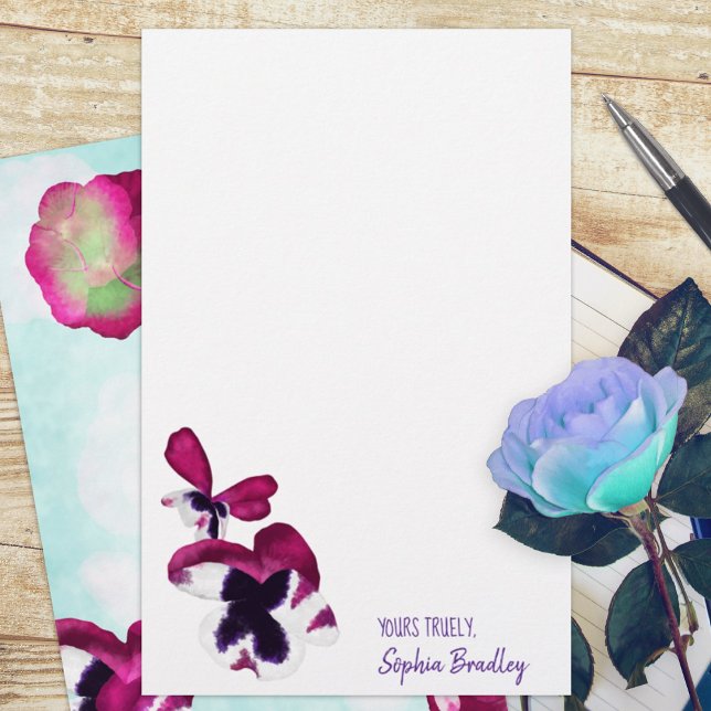 Lámina Pansies otoñales, Aqua, Rosa, Estacionario Púrpura (violet plum purple pansies turquoise budget personalized letter writing stationary paper sheets)