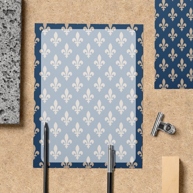 Lámina Patrón de Flor de Lis, Francés, Real, Crema, Azul (Subido por el creador)