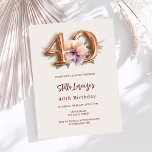 Lámina Presupuesto de color beige floral de durazno de or<br><div class="desc">Una invitación moderna, de diseño y glamurosa para un 40 cumpleaños. El fondo es beige y está decorado con melocotón y una flor morada acuática. El nombre está escrito con una escritura de estilo con letras a mano moderna. Personalice y agregue los detalles de su fiesta. El número 40 se...</div>