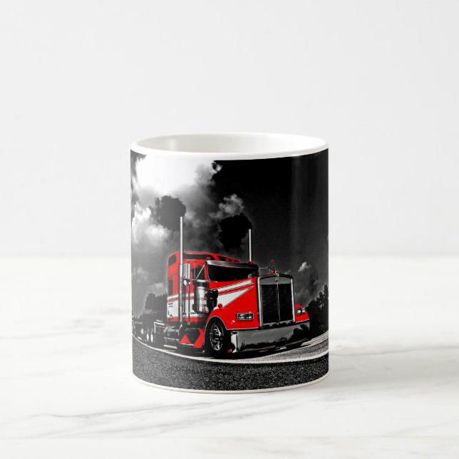 Lanita Rollin corrige la taza (Centro)