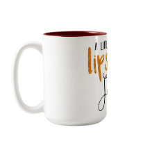 Lápiz labial y taza de café de Jesús
