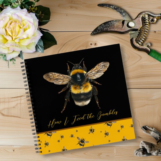 Las abejas alimentan el diario de jardinería de ab (Subido por el creador)