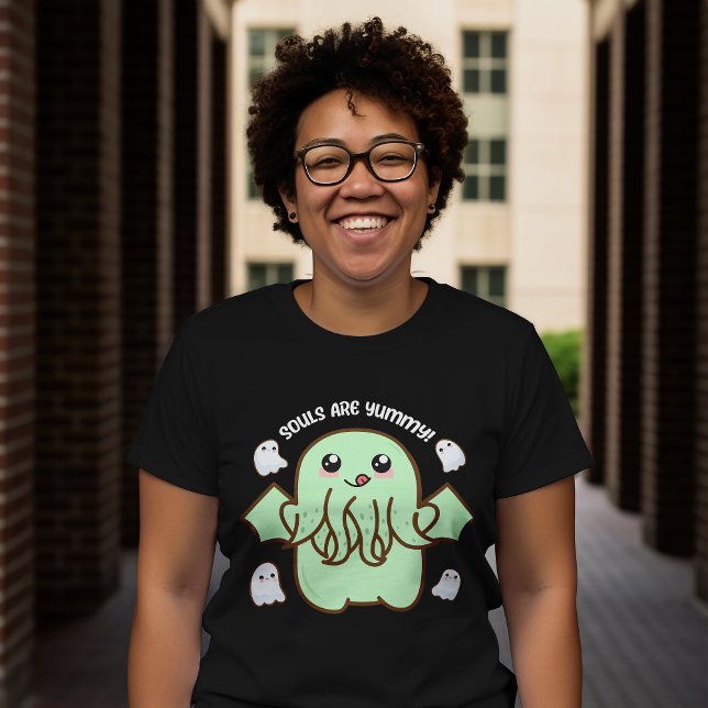Las almas son una deliciosa camiseta de Cthulhu (From the brilliant mind of master horror writer H.P. Lovecraft comes your very own Cthulhu t shirt.)