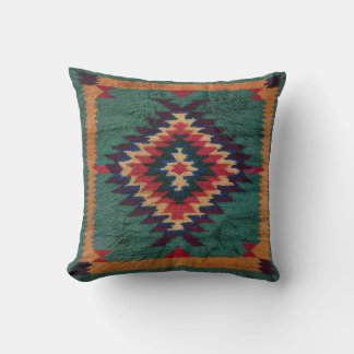 Las almohadas verdes de Kilim Lumbar: perfectas pa