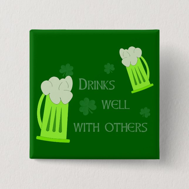 Las bebidas del día del St Patricks manan botón (Anverso)