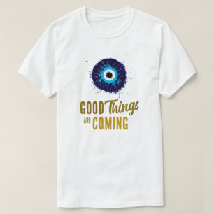Las cosas buenas vienen con la camiseta