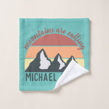 Las montañas de los pasteles de época llaman cielo