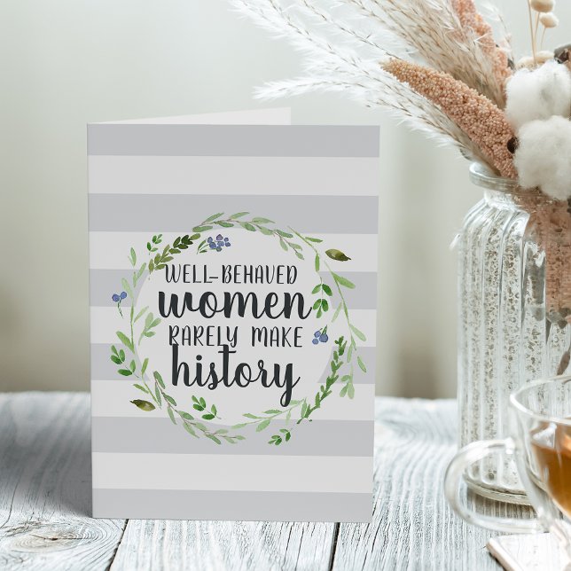 Las mujeres de buen comportamiento rara vez hacen  (Subido por el creador)